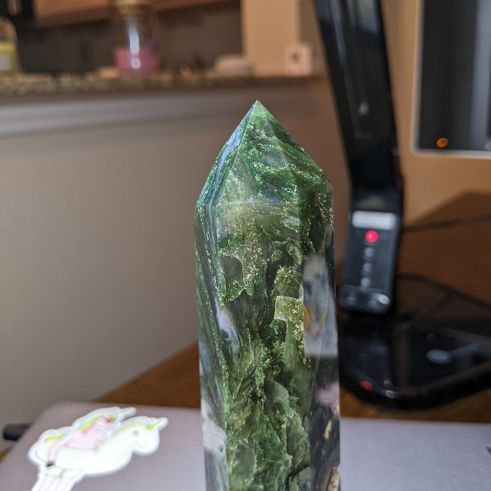 Moss Agate 7in with druzy crystals